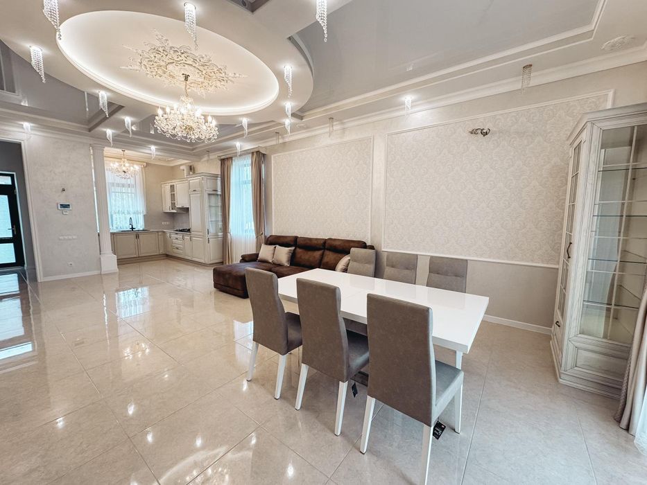 Продажа нового дома в Совиньоне