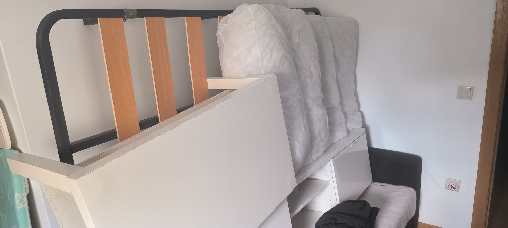 Conjunto de móveis para desocupar