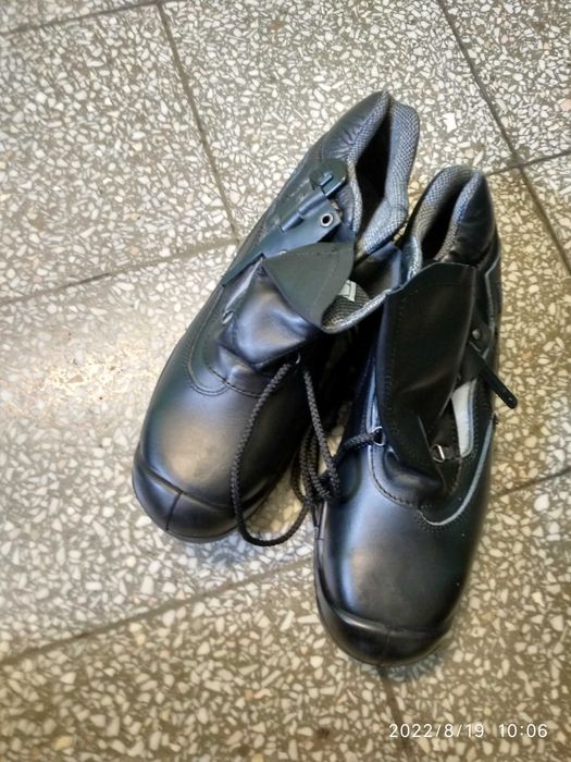 Buty robocze rozmiar 44