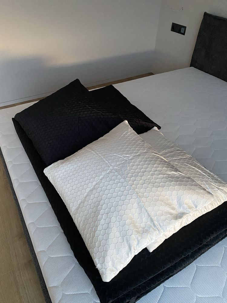 Komplet narzuta na łóżko duży rozmiar 245x300