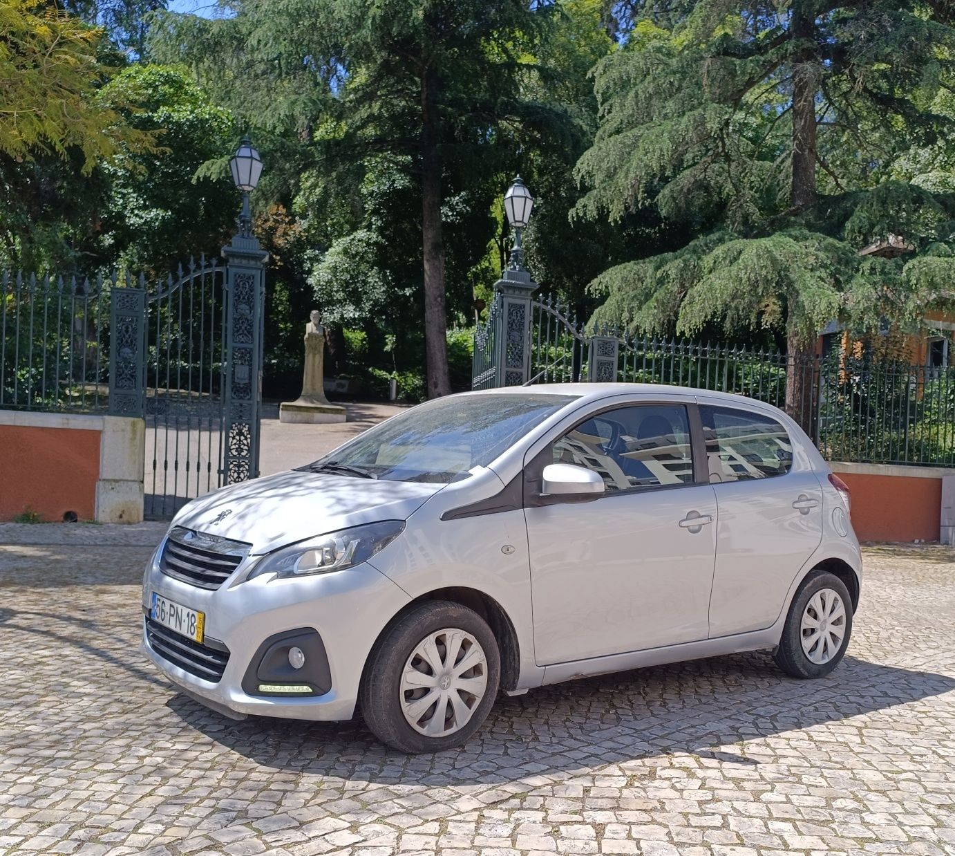 Peugeot 108 1.0 VTI | 2015, C/ Garantia 18 meses!