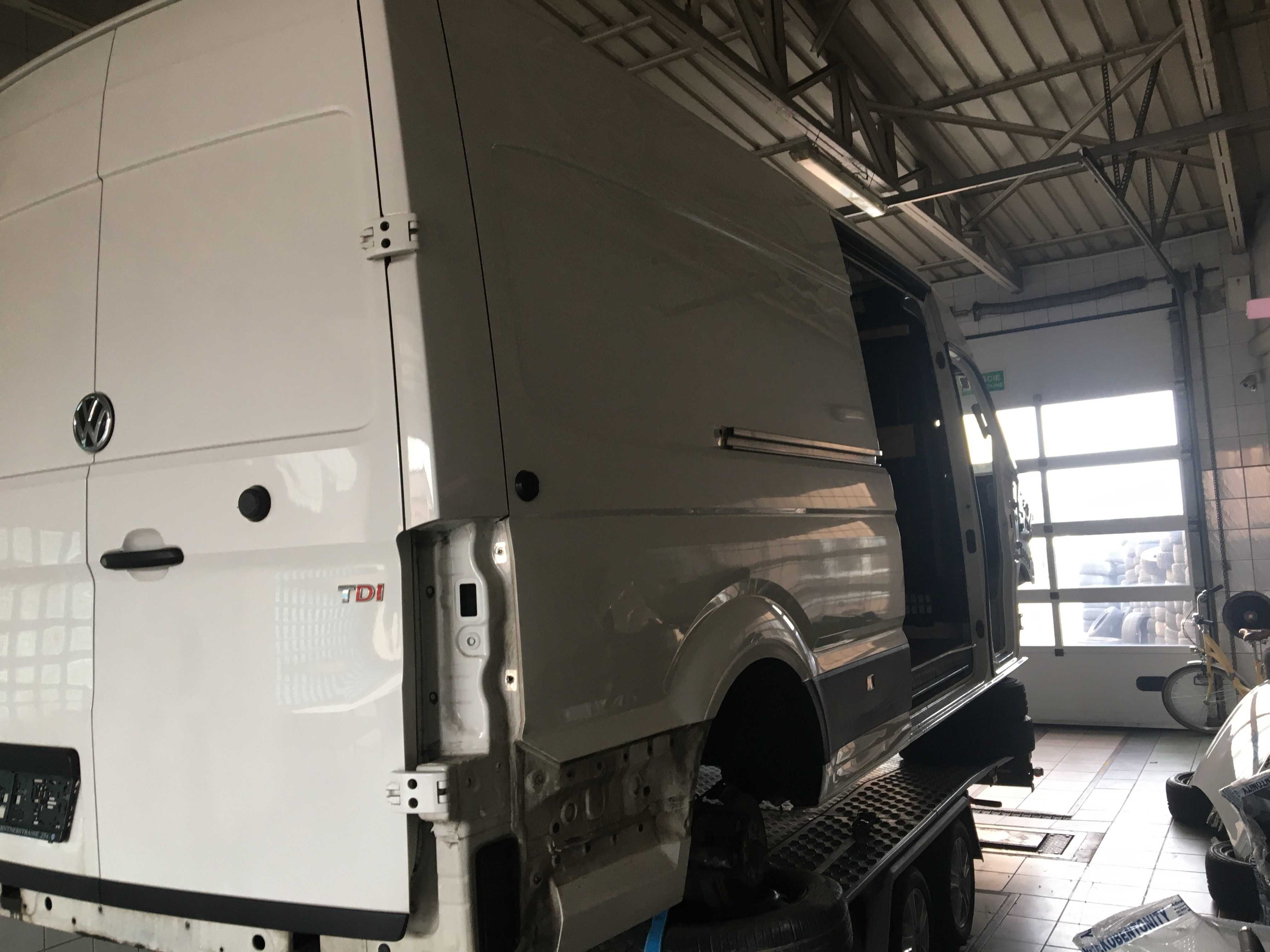 Bok prawy do MAXA Vw crafter 2 Man TGE/ zdjęcie poglądowe od średniego