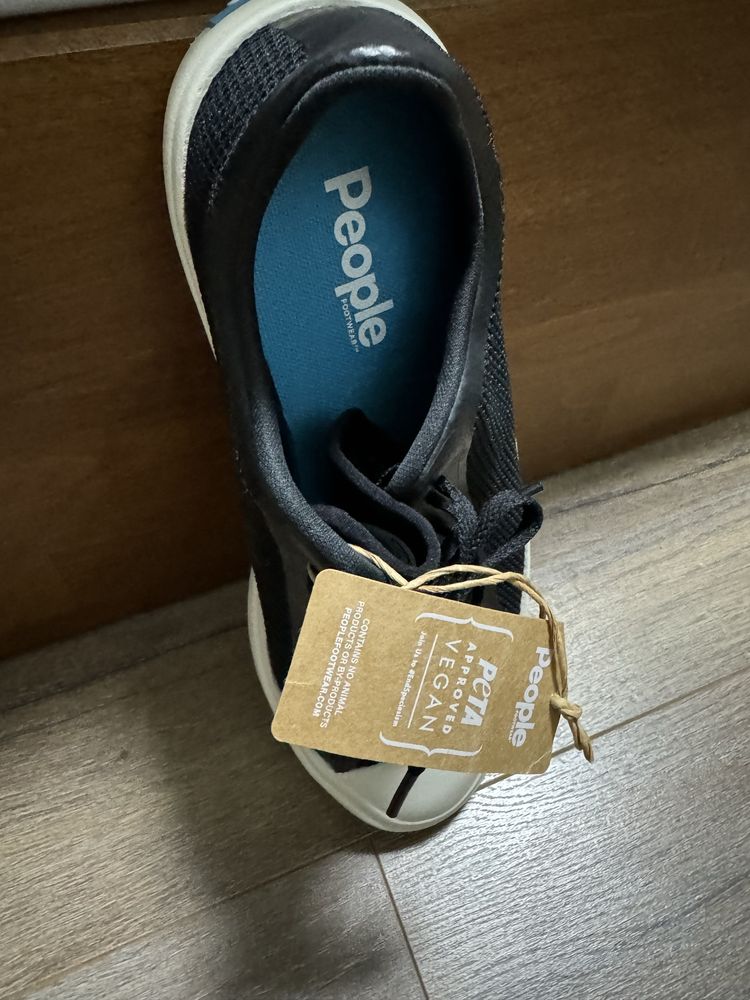 Чорні кеди People Footwear