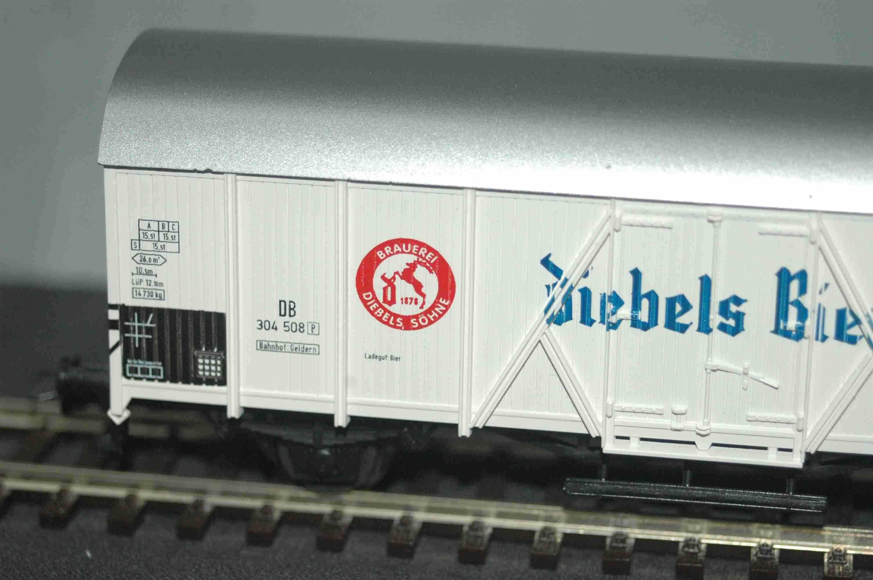 Vagão fechado (Diebels Bier) ROCO HO