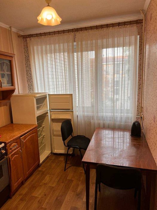 Сдам 1 комнатную квартиру центр ул. Академика Писаржевского