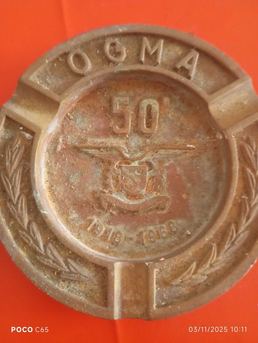 cinzeiro bronze comemoraçao destacamento paraquedistas do ultramar