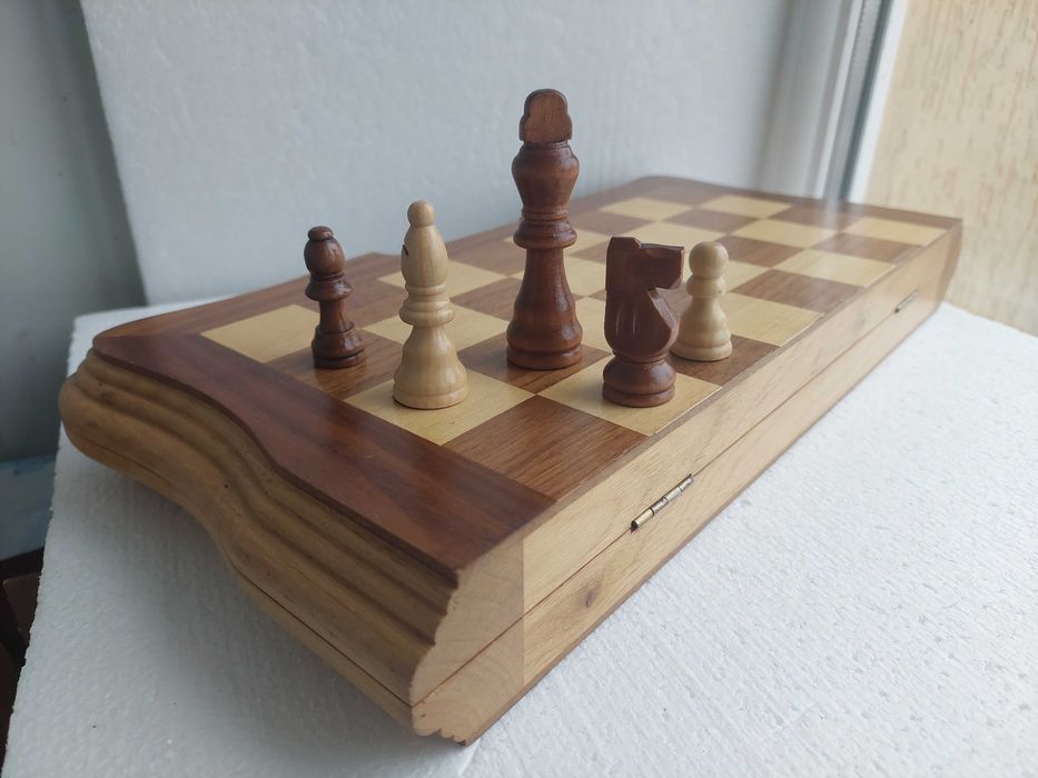 Шахматы- кейс деревянные
