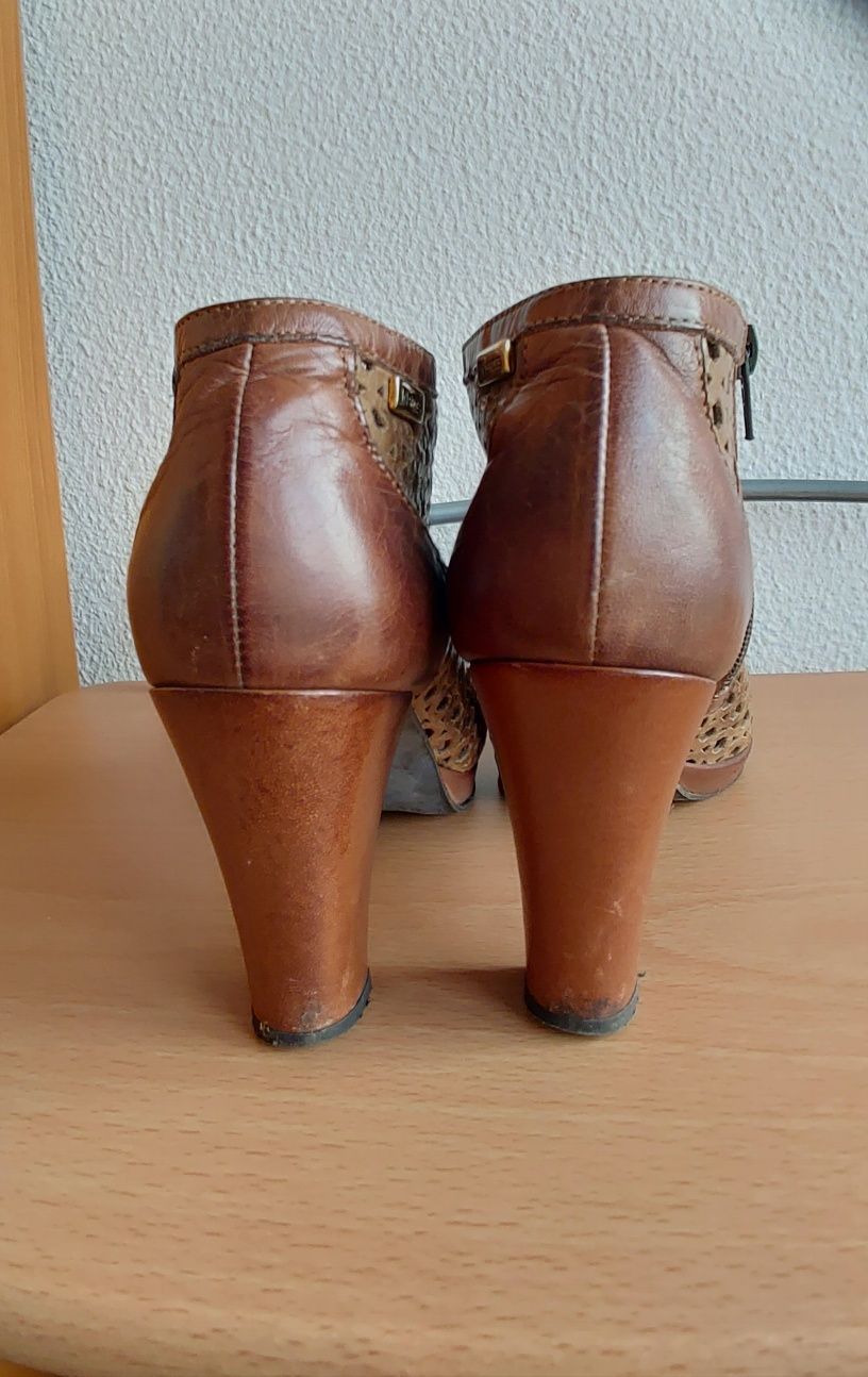 Botins NR.37 Camel