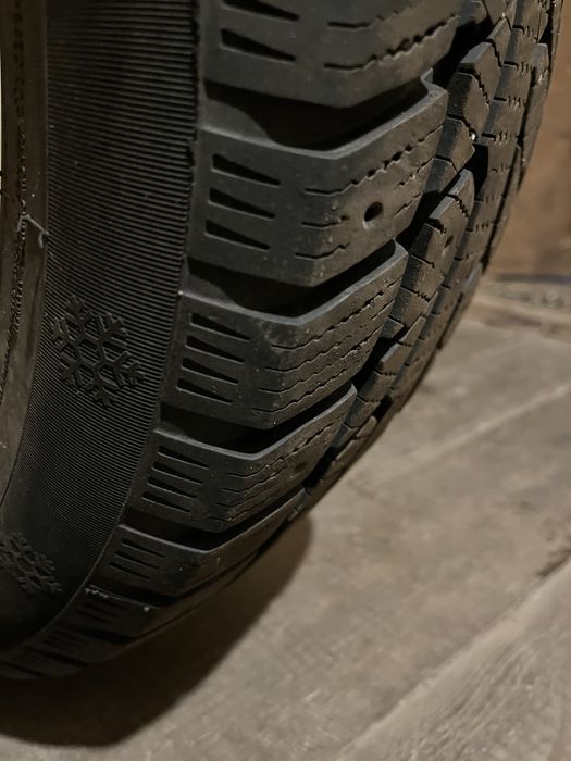 Гума зима 205/55/16