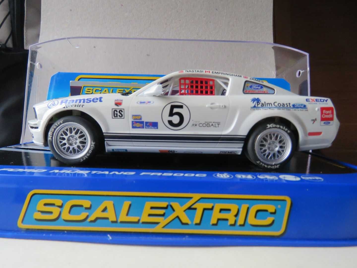 Ford Mustang FR500C Scalextric C2774;4x4 four weel drive;digital chip