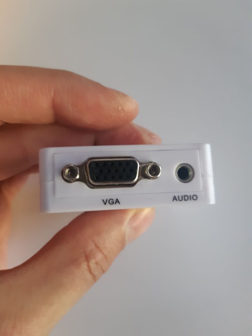konwerter obrazu i dźwięku z AV ma VGA przejściówka przetwornikadapter