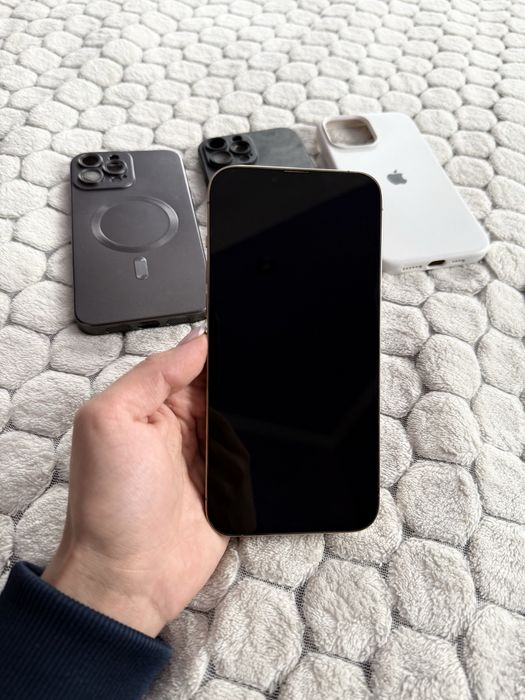 Продам iphone 13 pro max