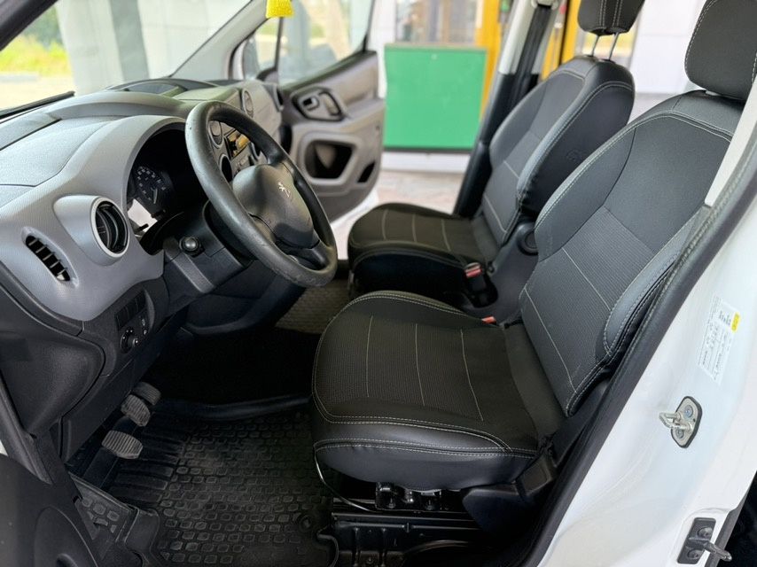 Продам Peugeot Partner Tepee 1.6HDi MT Официал 2016