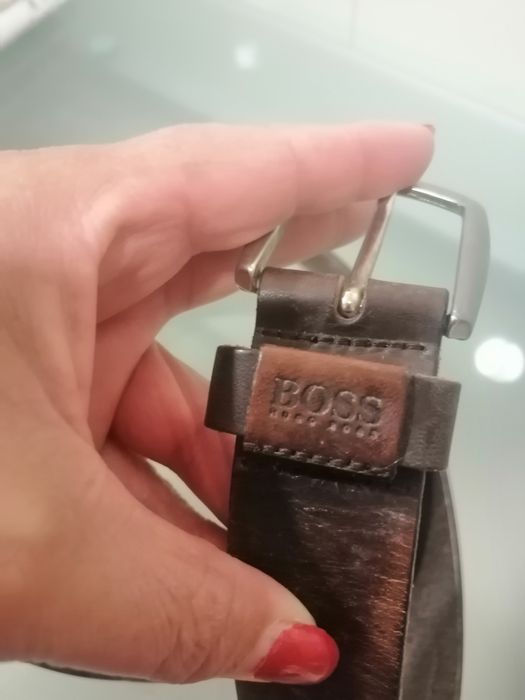 Cinto HUGO BOSS, castanho , 100% pele, original.