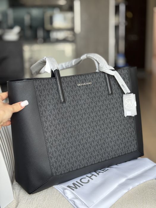 Michael Kors Sallie logo black tote bag оригінал