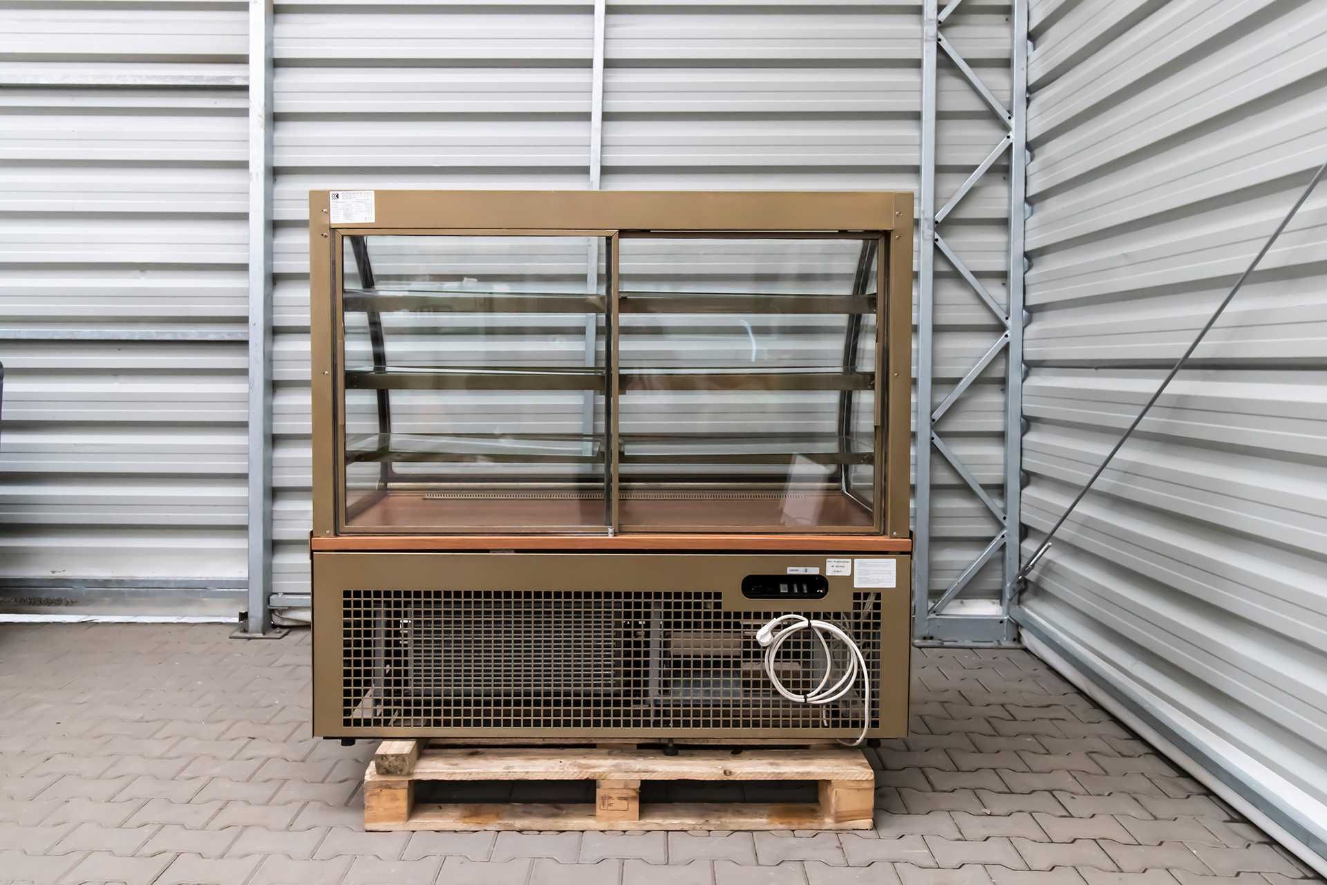 Witryna cukiernicza na ciasta ES SYSTEM K  1.4 m