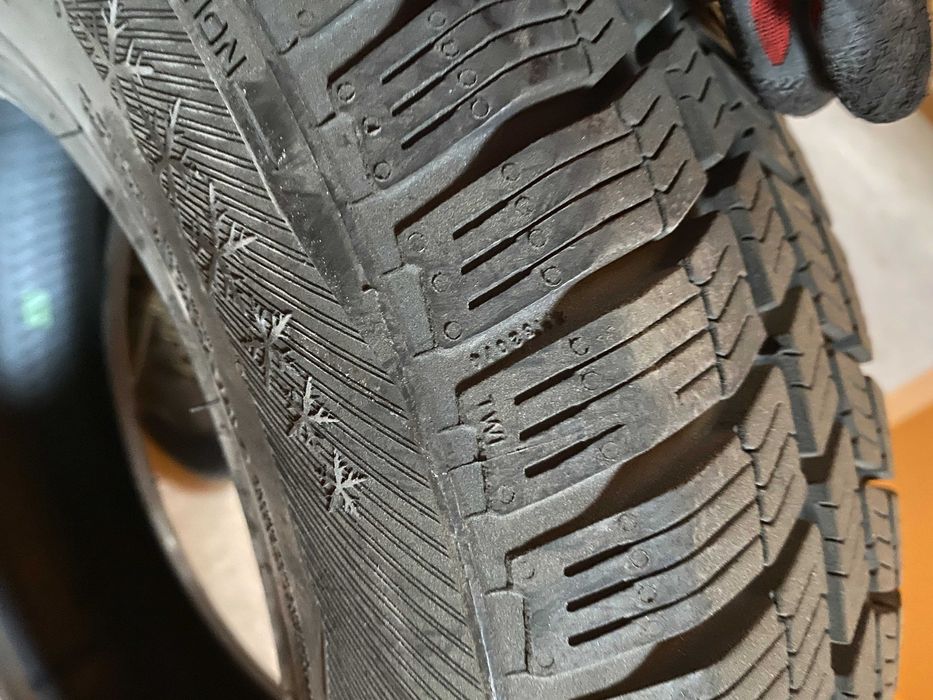 Barum Polaris 3 opony zimowe 155/80 R13 79T 4szt.
