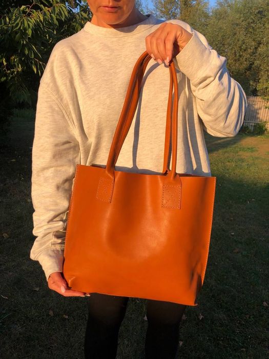 Шкіряні сумки та рюкзаки (розпродаж залишків)