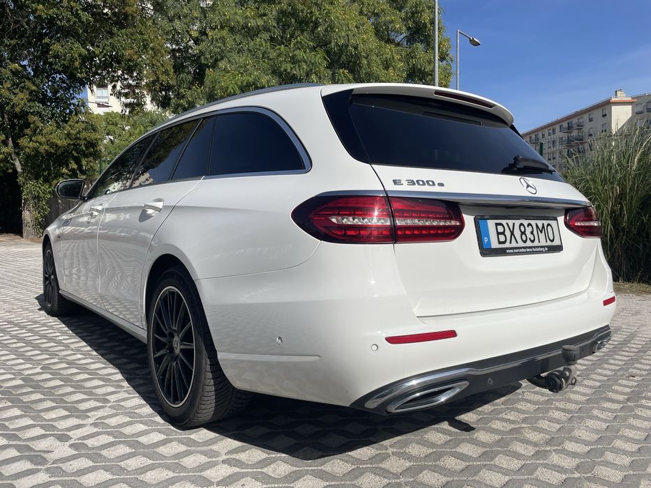 Mercedes E300 e hibrido plug in, 100.000 km de 2021