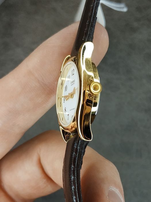 Годинник  Casio LTP-1094Q-7B5H Оригінал Гарантія Часы