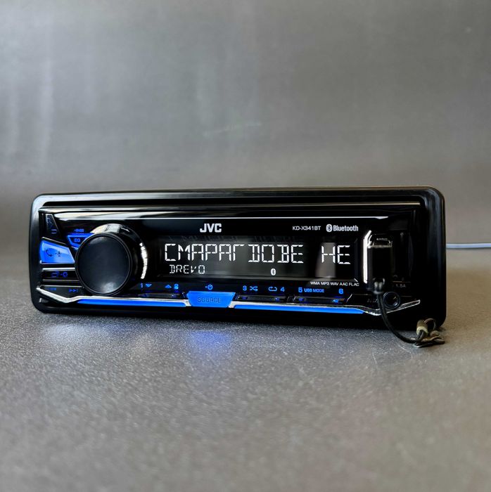 Автомагнитола JVC с Bluetooth и USB