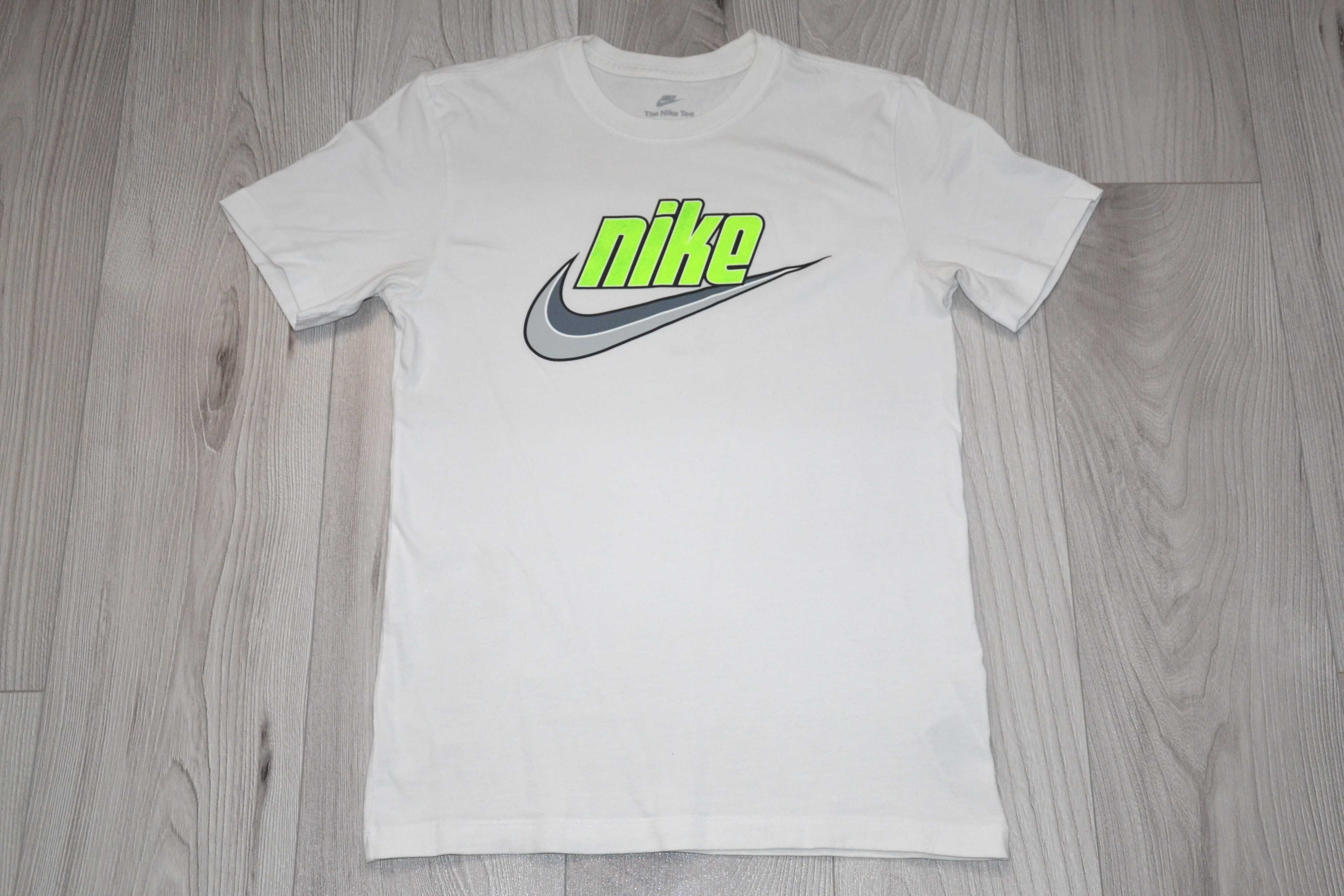 T-shirt Nike r.S