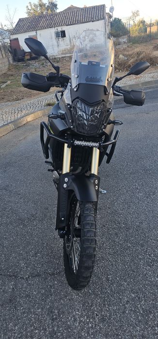 Tenere 700 como nova