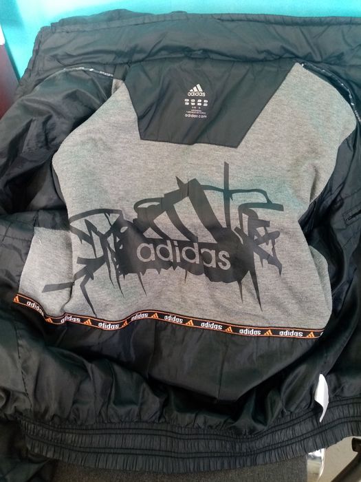 Куртка adidas для підлітка