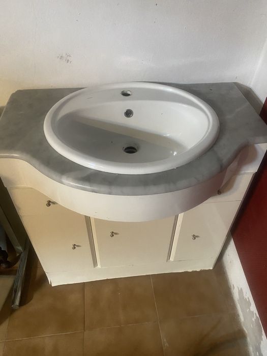 Móvel de casa de banho com lavatório Indusa