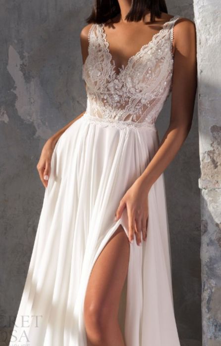 Suknia ślubna Madonna długi rękaw rozmiar 34/36