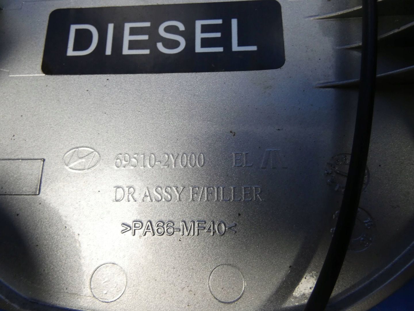 HYUNDAI IX35 KLAPKA WLEWU PALIWA KOREK