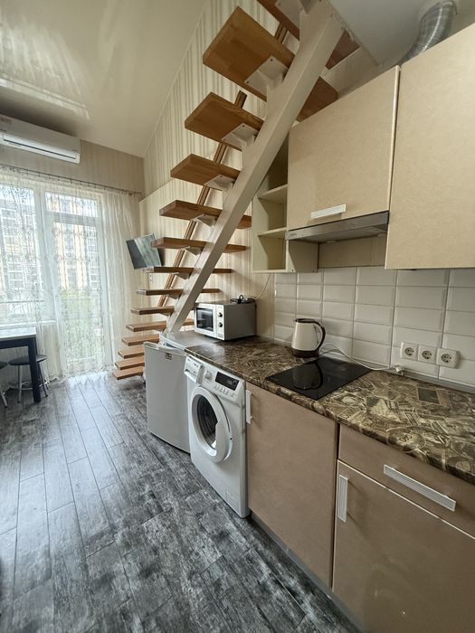 Продам однакомнатную квартиру в центре