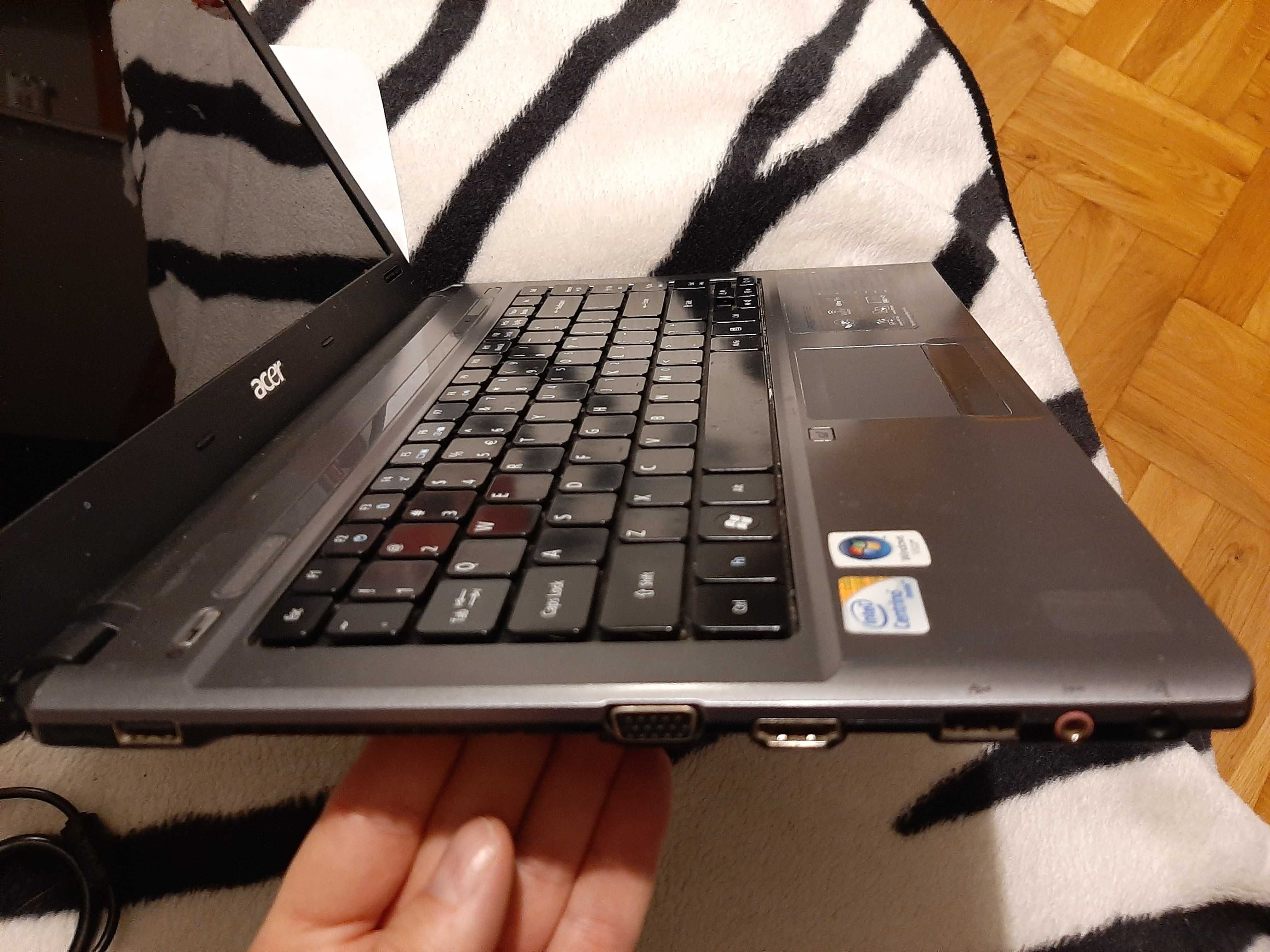 Laptop ACER Aspire 4810T- uszkodzona elektronika matrycy-taśma łącząca