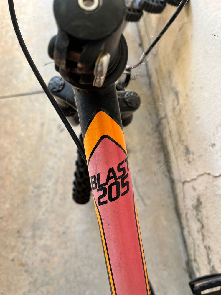 Bicicleta Infantil BERG - Bom Estado