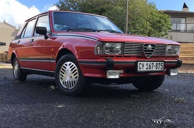 Caixa de filtro de ar  Alfa Romeu Giulietta 1979 e outros acessórios