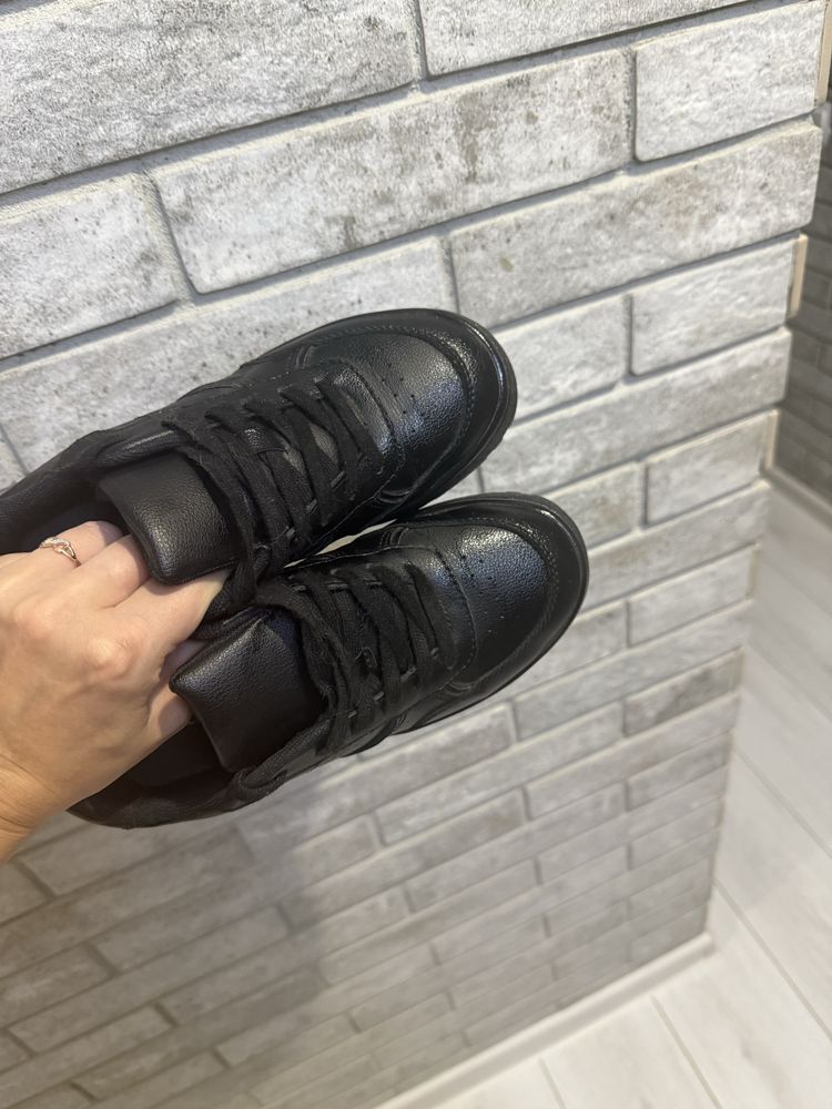 Ботинки Zara 34 размер