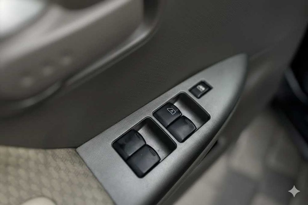 Надійний японець! Nissan Note 1.6, 2006. Економний та жвавий.