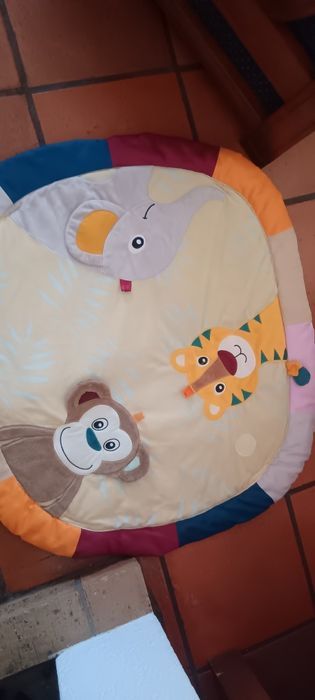 Cadeirinha pouco usada