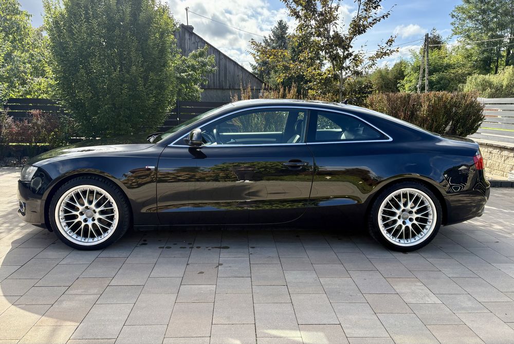 Audi a5 bezwypadkowe, bogate wyposażenie