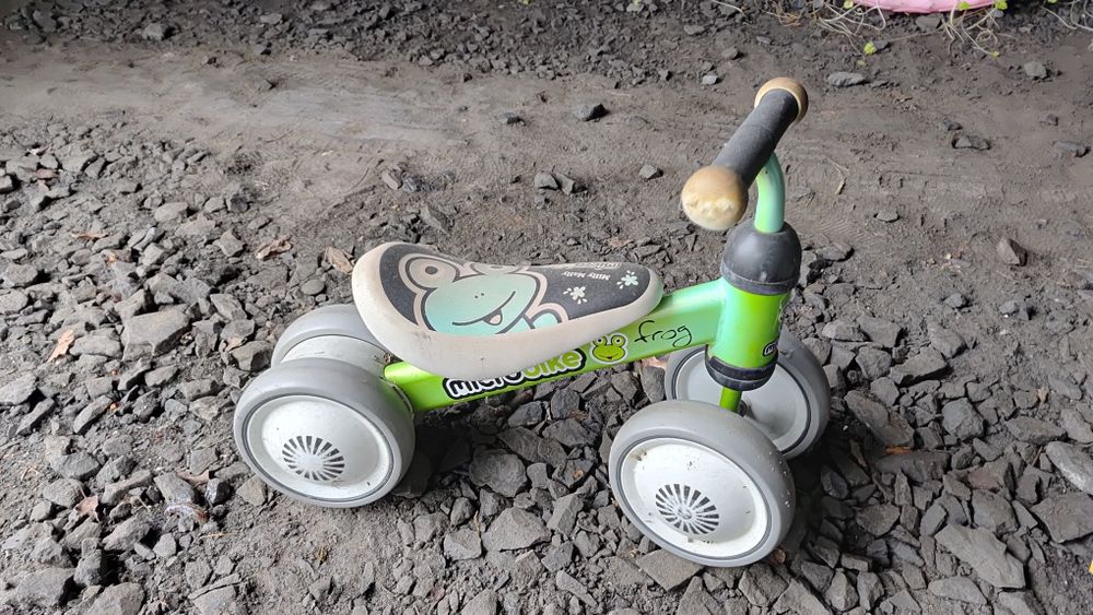 Rowerek pchacz zielony