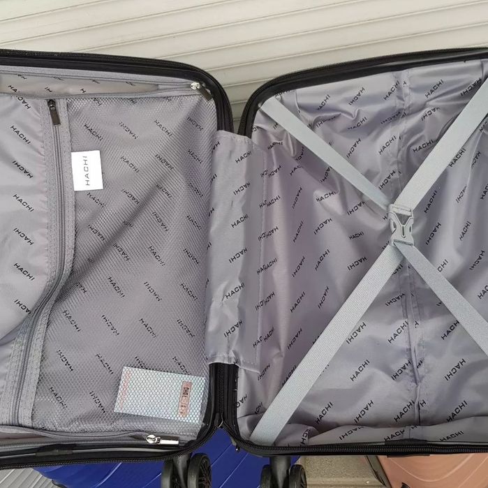 Валіза чемодан поліпропілен пластик