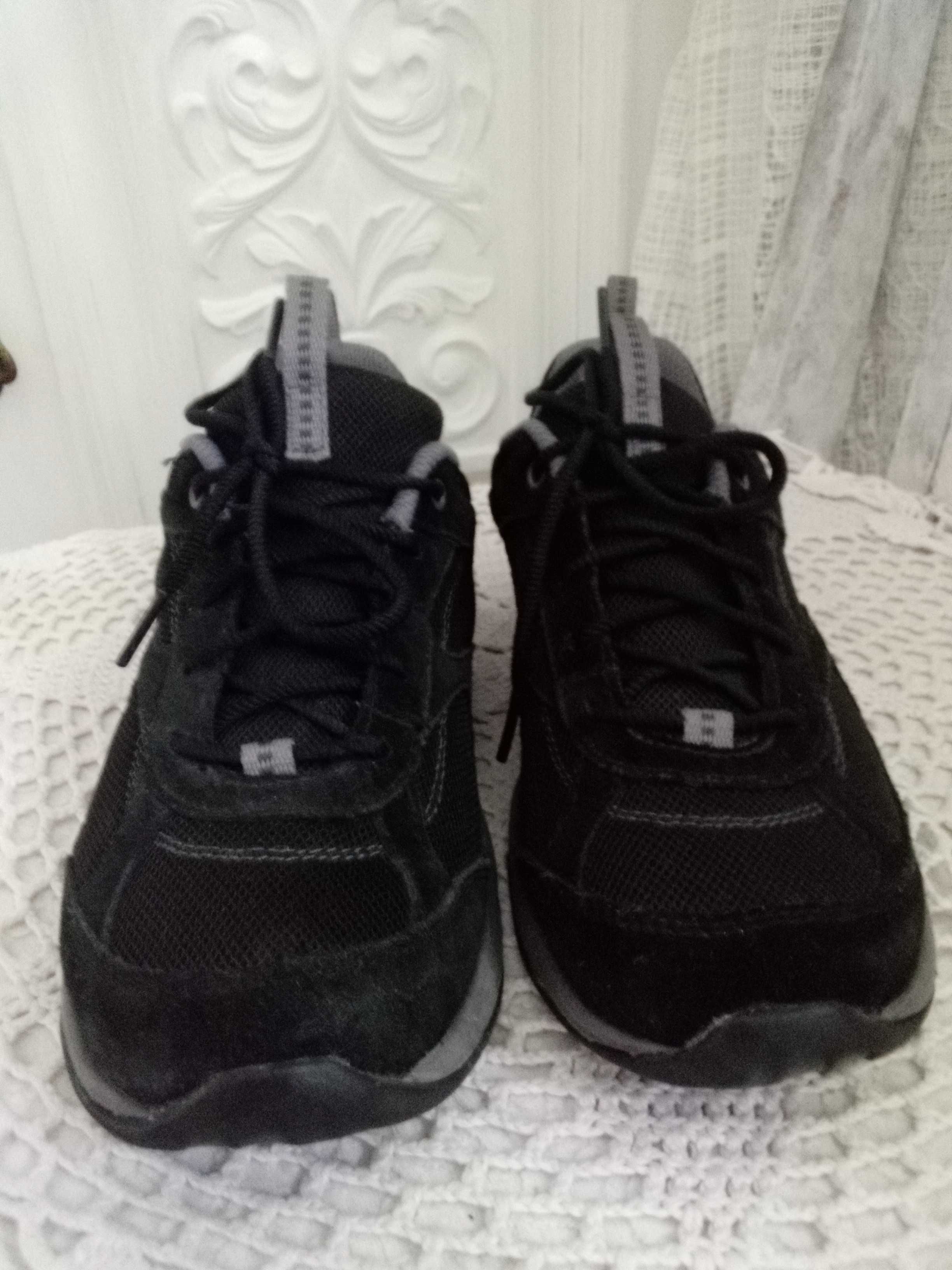 Clarks zamszowe sneakersy adidasy skórzane buty damskie 38