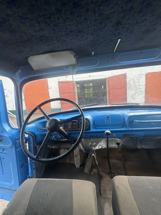 Самоскидний кузов ЗІЛ 130 з гідропідйомником