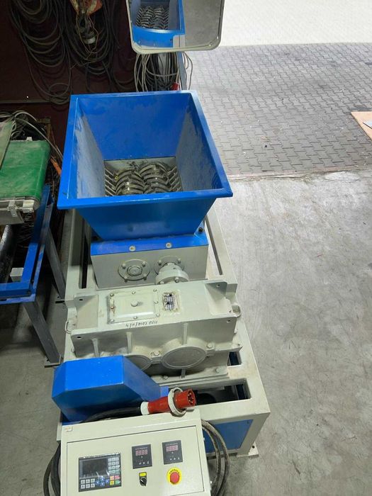 Młyn rozdrabniający wolnoobrotowy przemysłowy Fante FT2S 800 Shredder