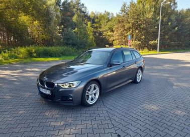 BMW Seria 3 320i Touring M Sport