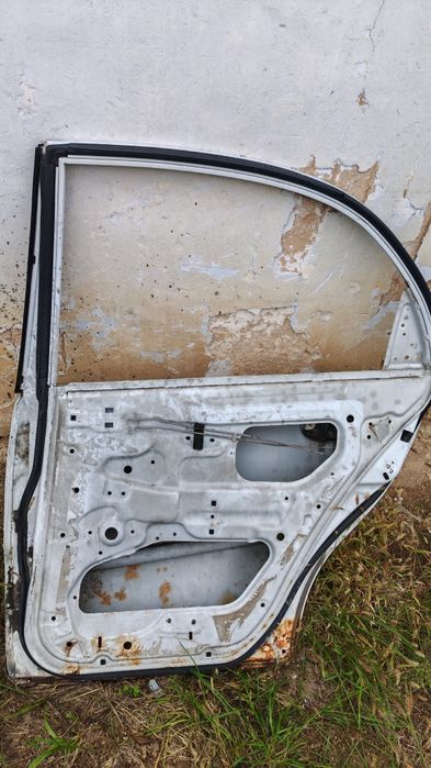 Двери ланос/сенс белые