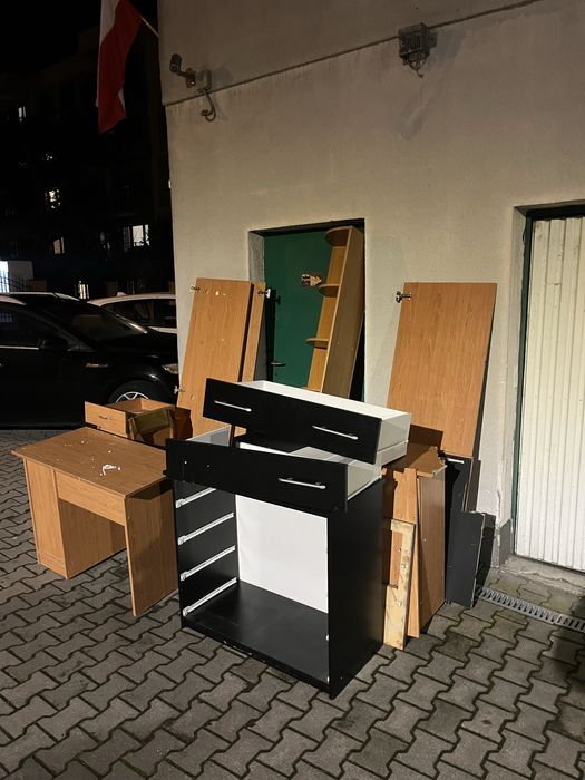 Oddam za darmo – płyty meblowe i meble