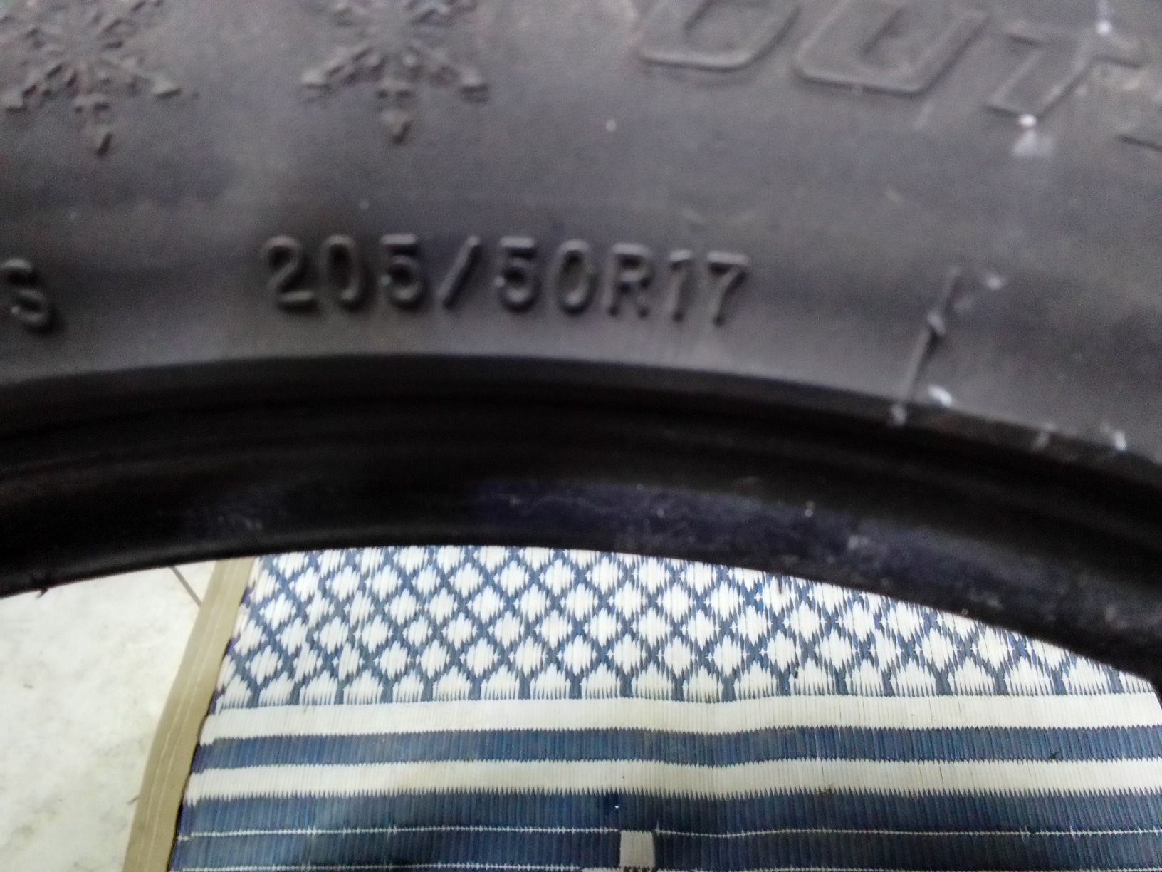 Opona zimowa 205/50r17 FORTUNE 2021r 5.5mm