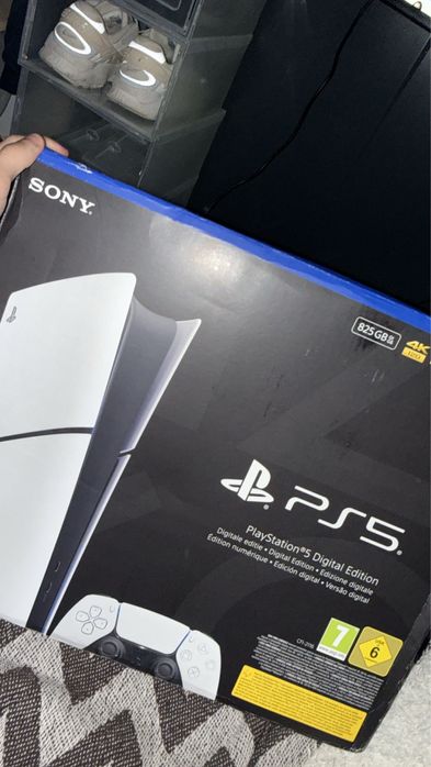 Ps5 825gb digital selada em caixa nova