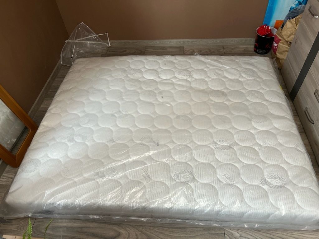 Nowy materac 200x160